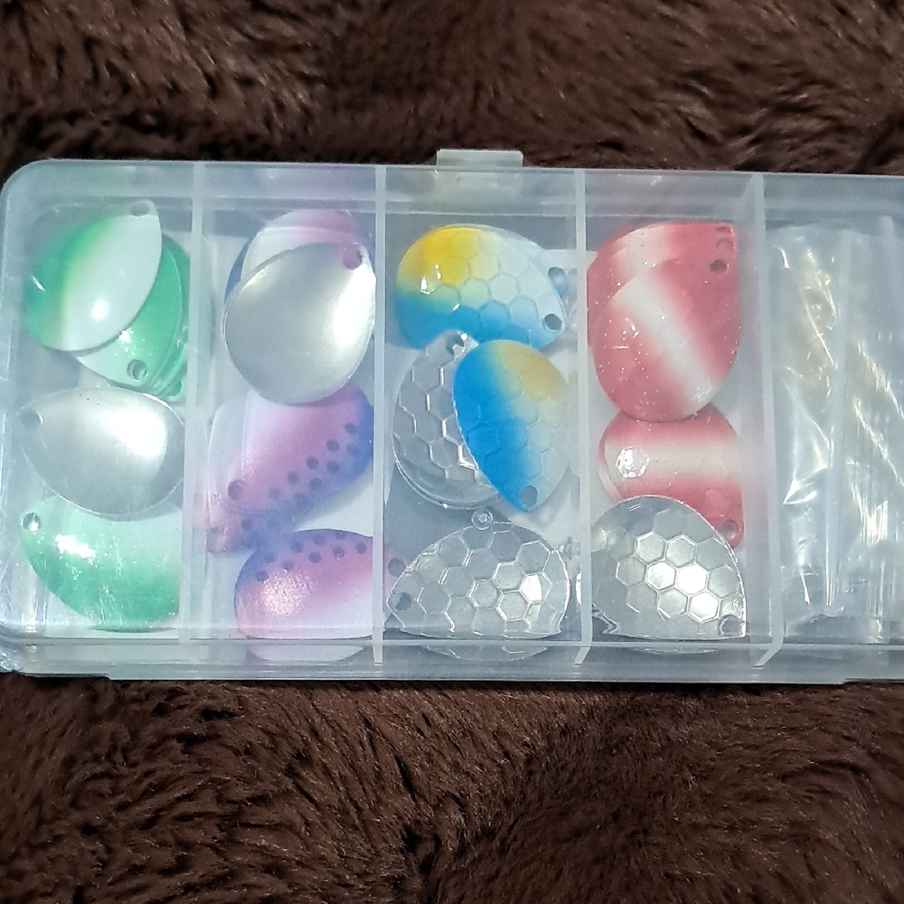 Colorful Fishing Lure DIY Kit
